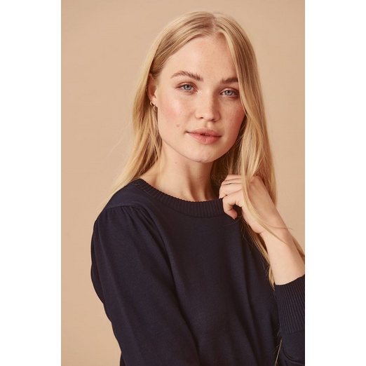 Overview image: MilaSZ Pullover
